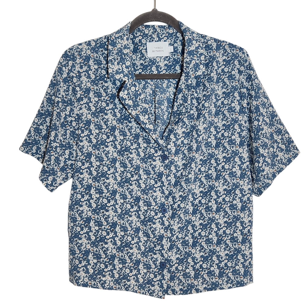 Things Between Blue Floral Button Up Blouse Size Large